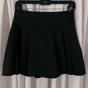 Zara Women’s Pleated Silk Skirt